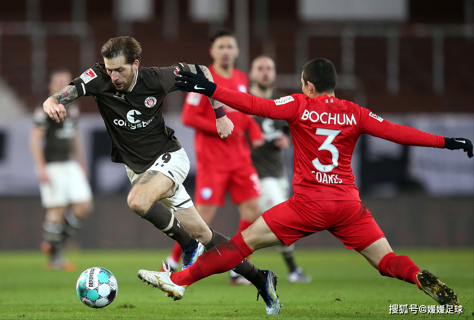 杜塞尔多夫客场憾负,连败局面尴尬,气势如虹 杜塞尔多夫客场憾负,连败局面尴尬,气势如虹