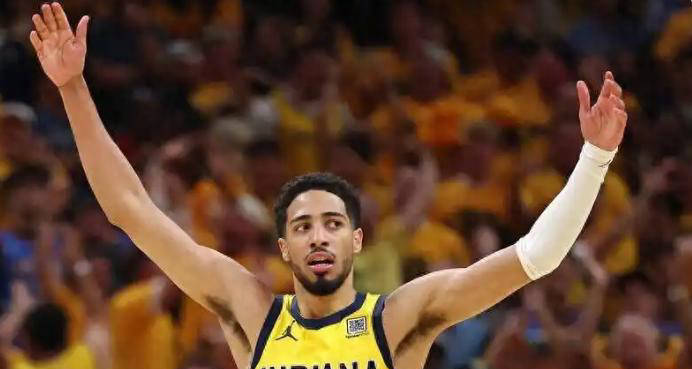 包含摩纳哥篮球明星受伤下赛季报销，振奋人心的词条