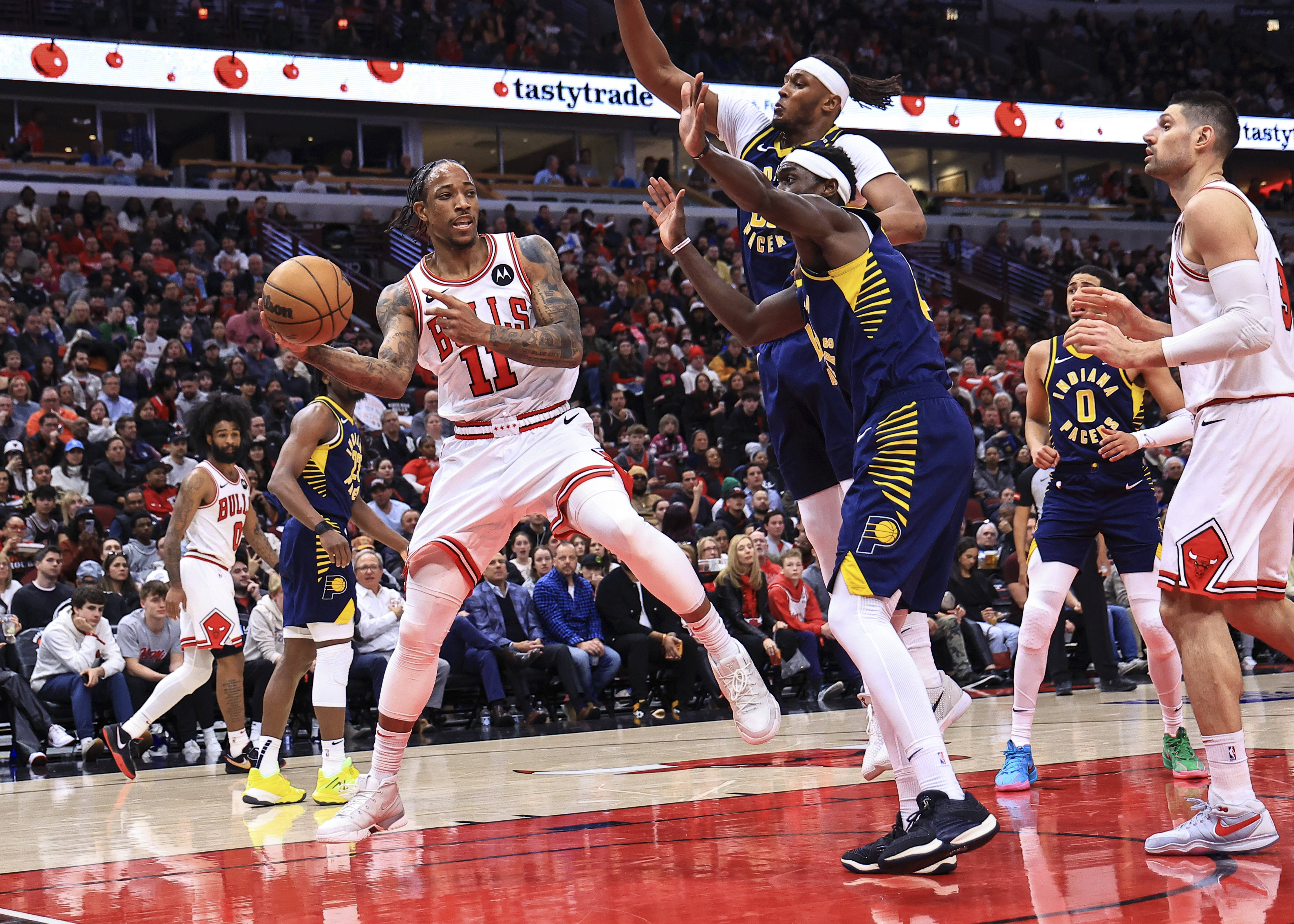 步行者主场告捷，连续击败强敌，稳步上升