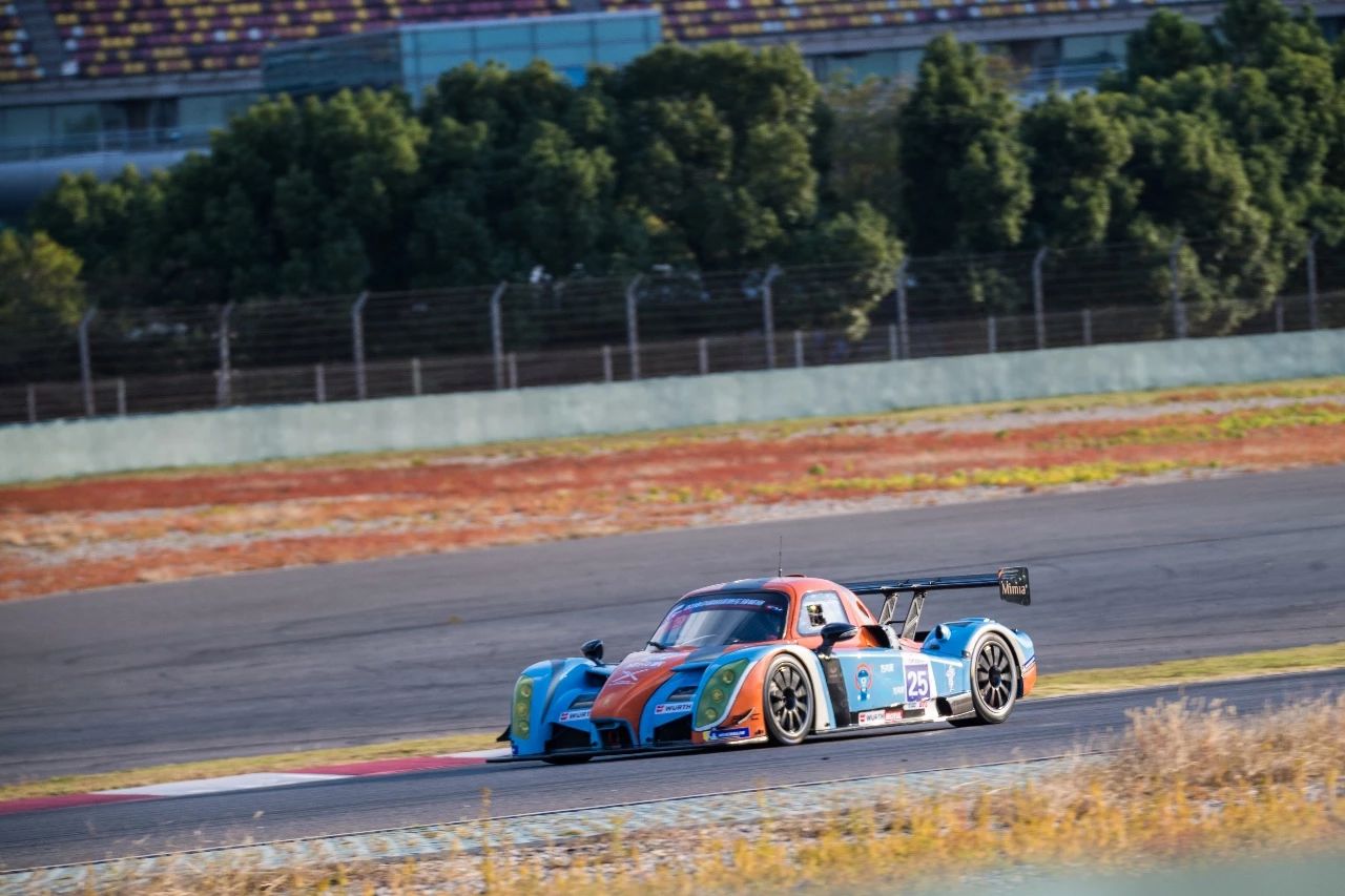 激烈角逐再现，国际足球风云再起，战绩斐然的简单介绍