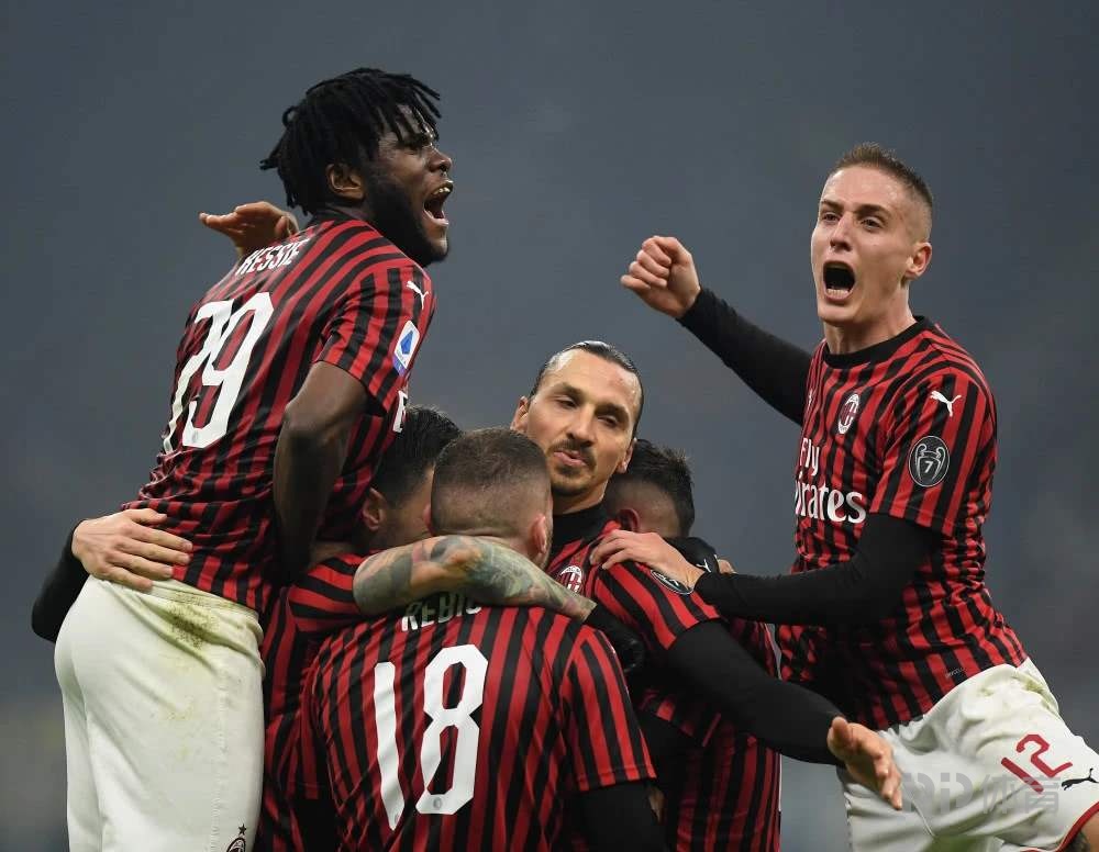 关于贝内文托爆冷战胜佛罗伦萨，球迷欢呼雀跃，表现亮眼的信息