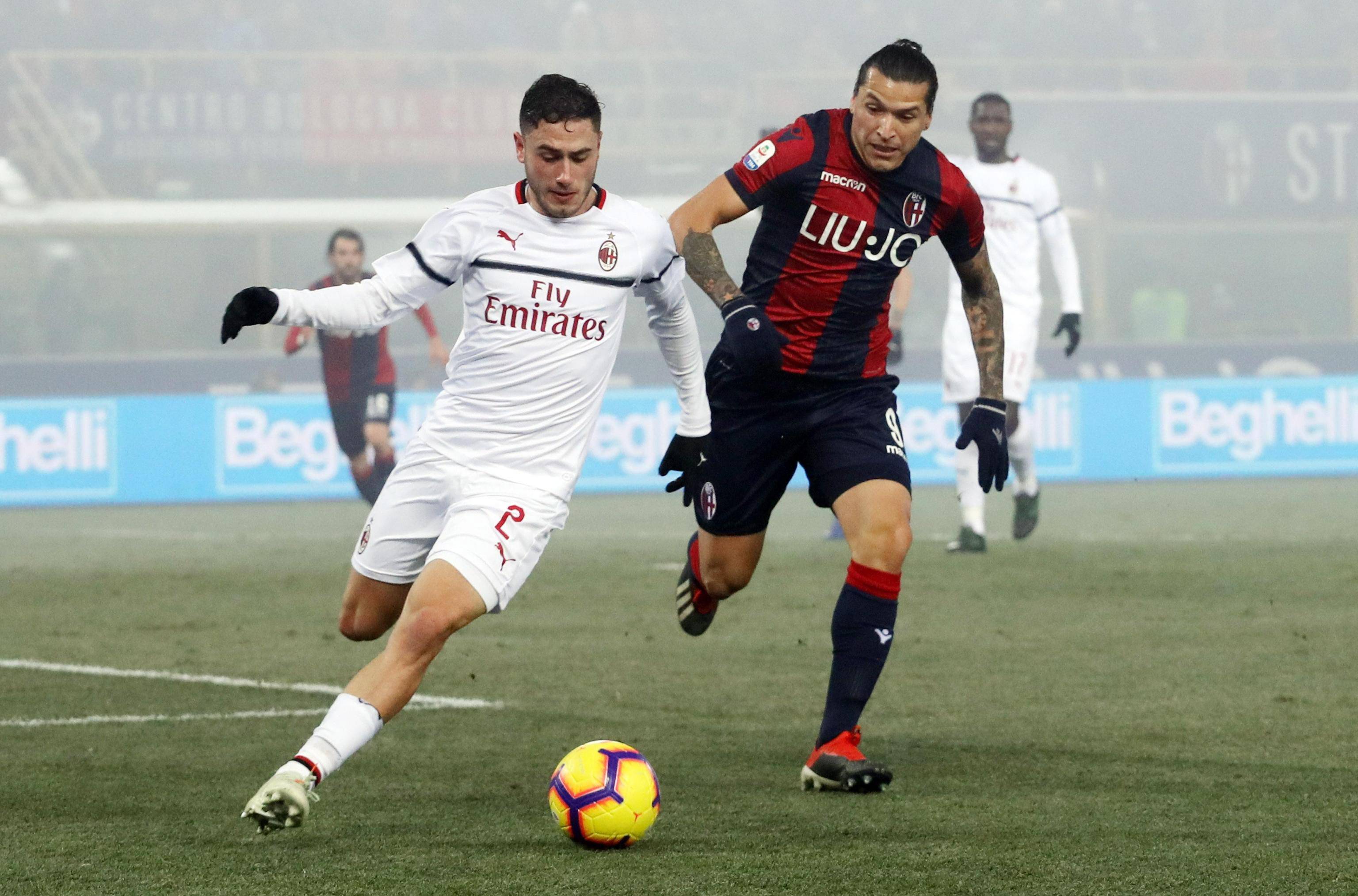 意甲比赛中球队表现出彩,收获赞誉,引发热议 意甲比赛中球队表现出彩,收获赞誉,引发热议