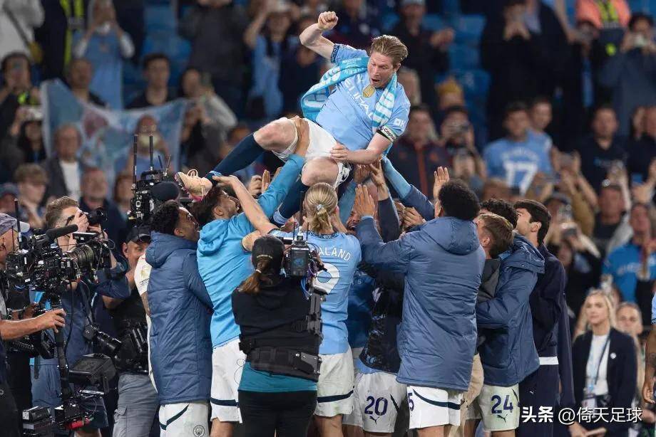 曼城后防线连续多场零封对手，振奋人心