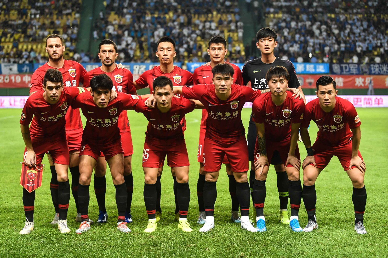 上港客场大胜泰达，实现三连胜，全场震撼