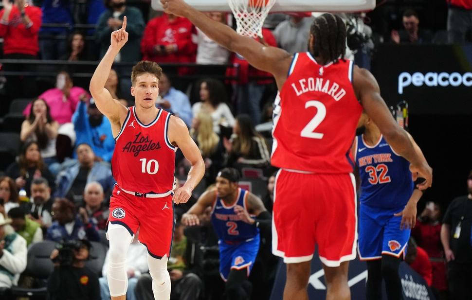 南亚球队收获胜利,挺进淘汰赛,气势如虹 南亚球队收获胜利,挺进淘汰赛,气势如虹