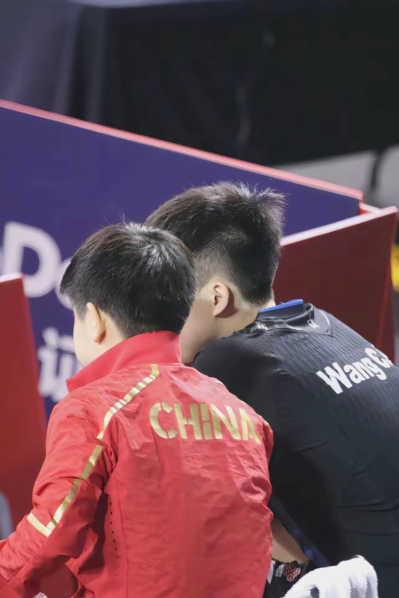 东京奥运会各项比赛精彩激烈,观众欢呼不断,战绩斐然的简单介绍 东京奥运会各项比赛精彩激烈,观众欢呼不断,战绩斐然的简单介绍