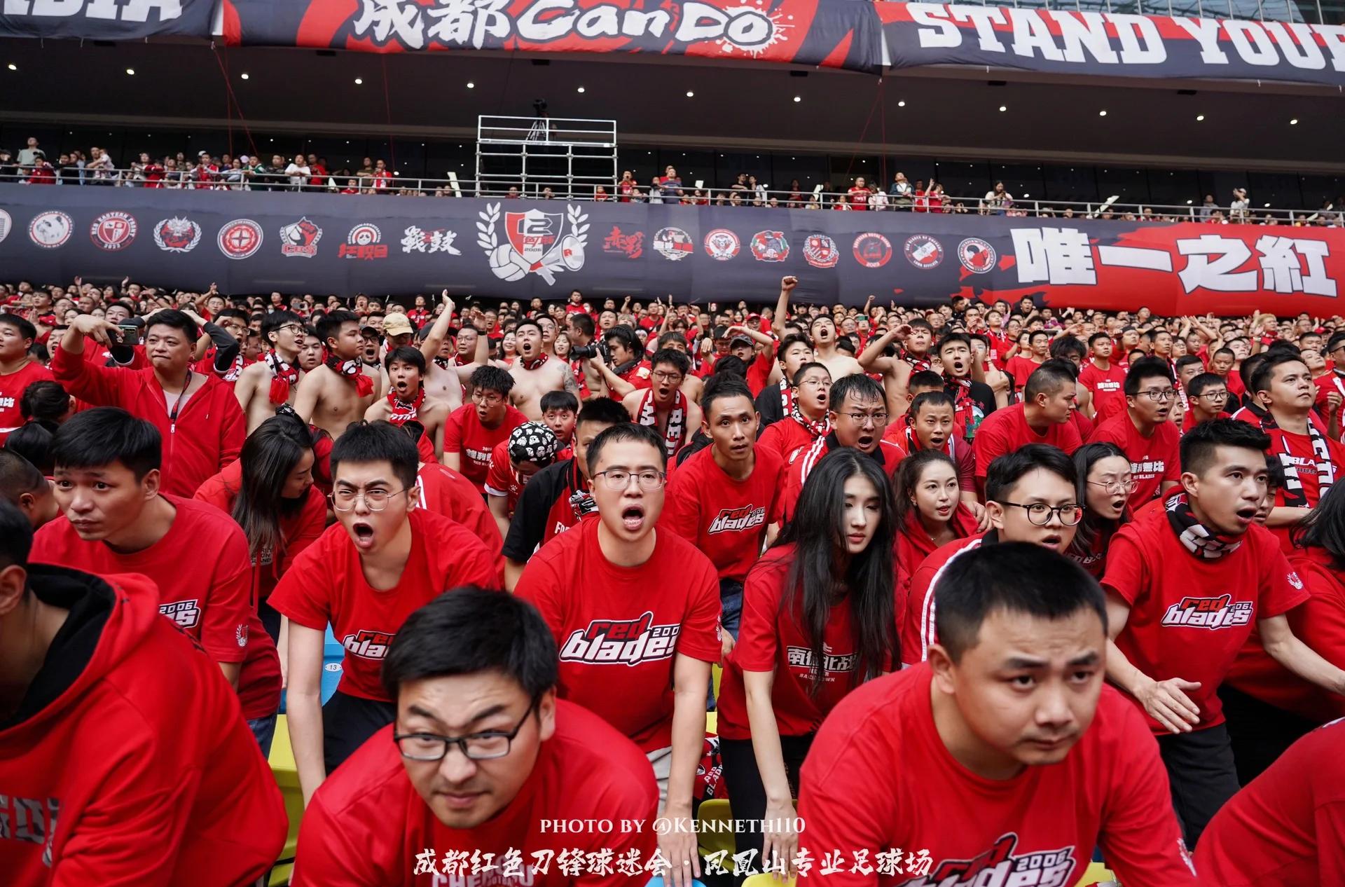 关于足球联赛激情荟萃,备战球队热情高涨,决心冲刺领先,振奋人心的信息 关于足球联赛激情荟萃,备战球队热情高涨,决心冲刺领先,振奋人心的信息