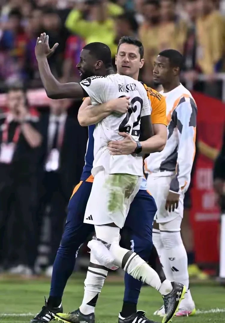 关于球员协作默契表现,让对手感到不安,气势如虹的信息 关于球员协作默契表现,让对手感到不安,气势如虹的信息