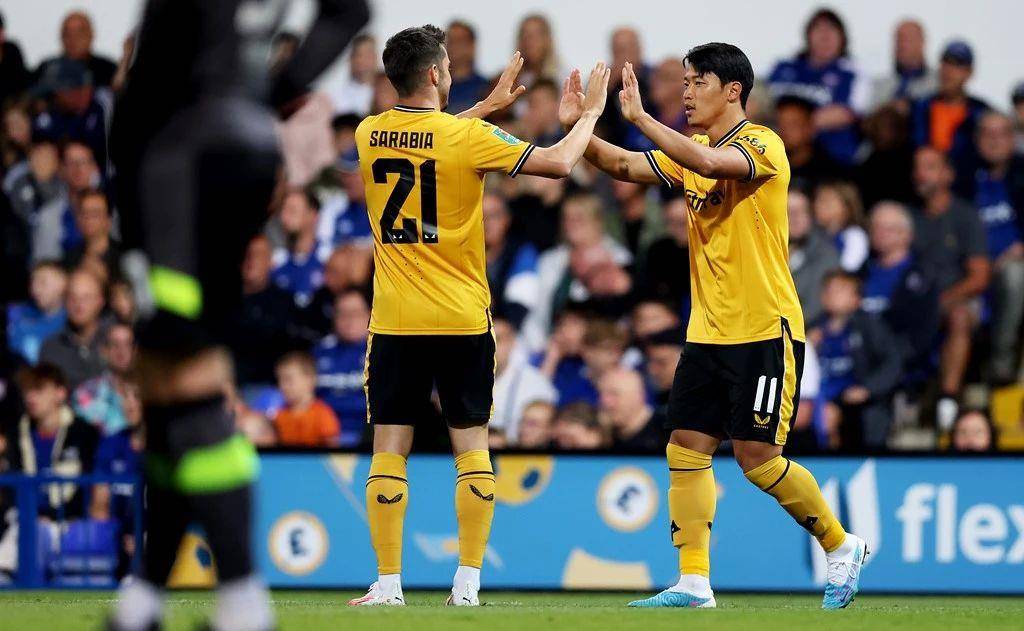 伊普斯维奇坚持逼平,惜未逆转,势不可挡的简单介绍 伊普斯维奇坚持逼平,惜未逆转,势不可挡的简单介绍