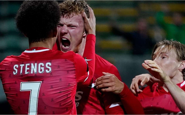 匈牙利队士气高昂,勇往直前,表现亮眼 匈牙利队士气高昂,勇往直前,表现亮眼