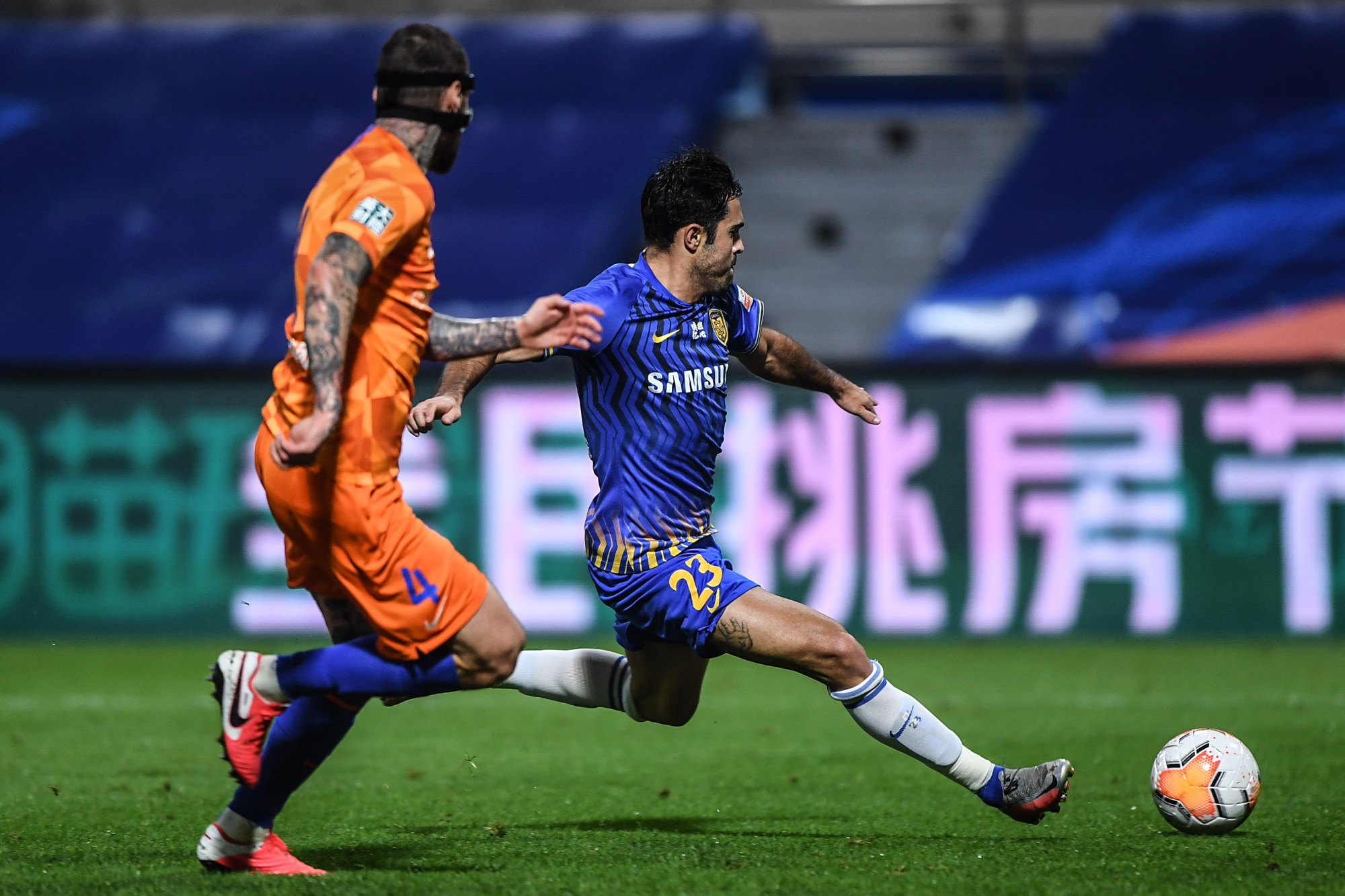 因德斯助攻关键进球,建业险胜,战绩斐然 因德斯助攻关键进球,建业险胜,战绩斐然