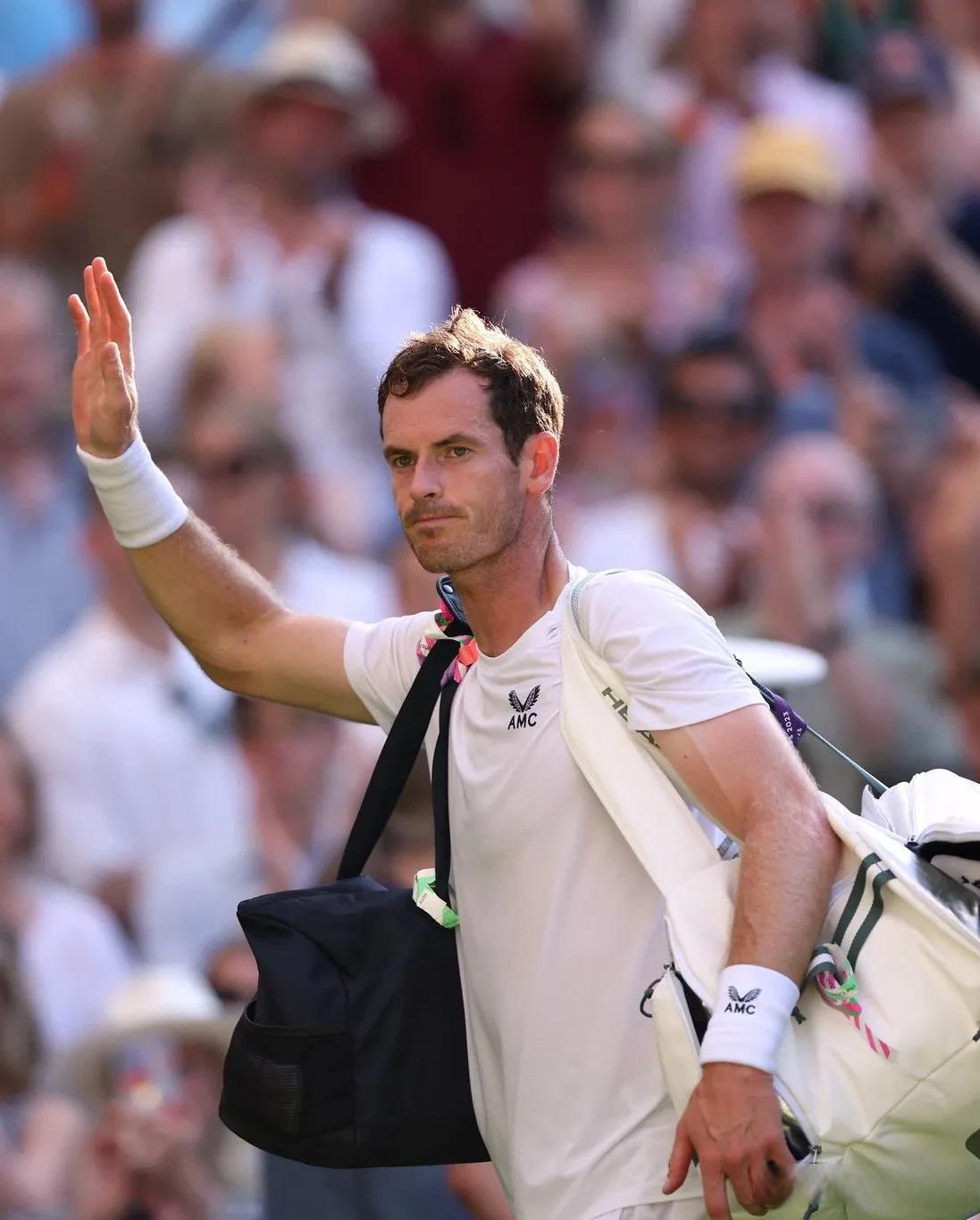 包含欧洲网球队绝杀意大利网球队，穆雷完成帽子戏法的词条