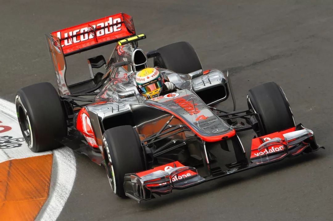 迈凯伦翻盘红牛二队,阿隆索高光表现的简单介绍 迈凯伦翻盘红牛二队,阿隆索高光表现的简单介绍