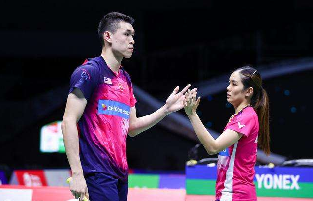 马来西亚队险胜印度队，黄鸭组合统治全场