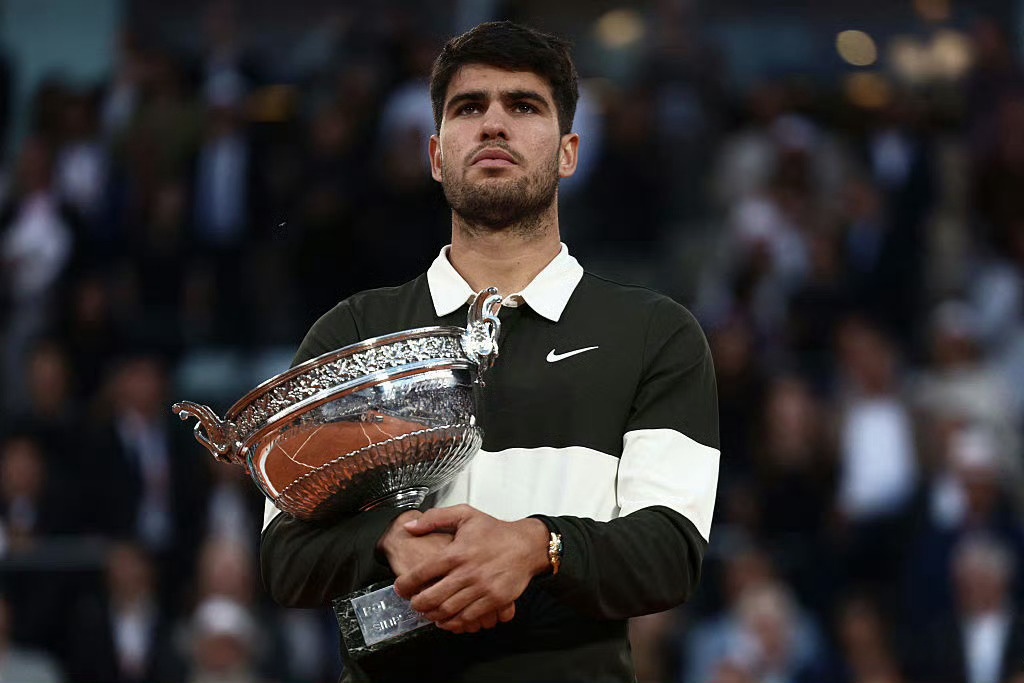 戴维斯杯逆转法网,阿尔卡拉斯高光表现 戴维斯杯逆转法网,阿尔卡拉斯高光表现