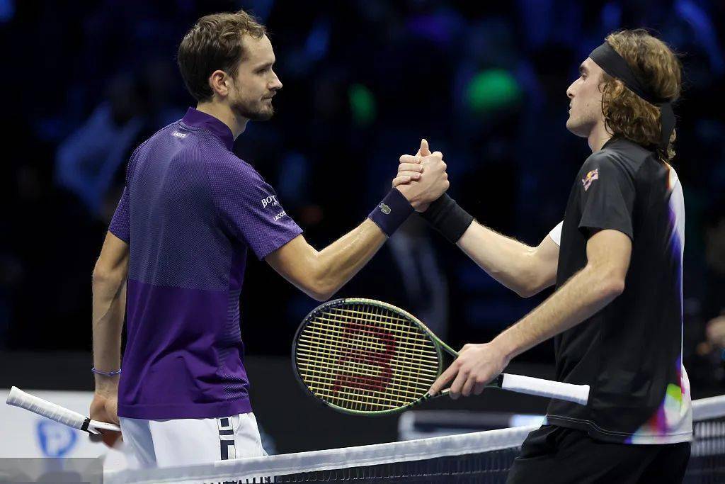 ATP总决赛横扫年终总决赛，梅德韦杰夫关键制胜