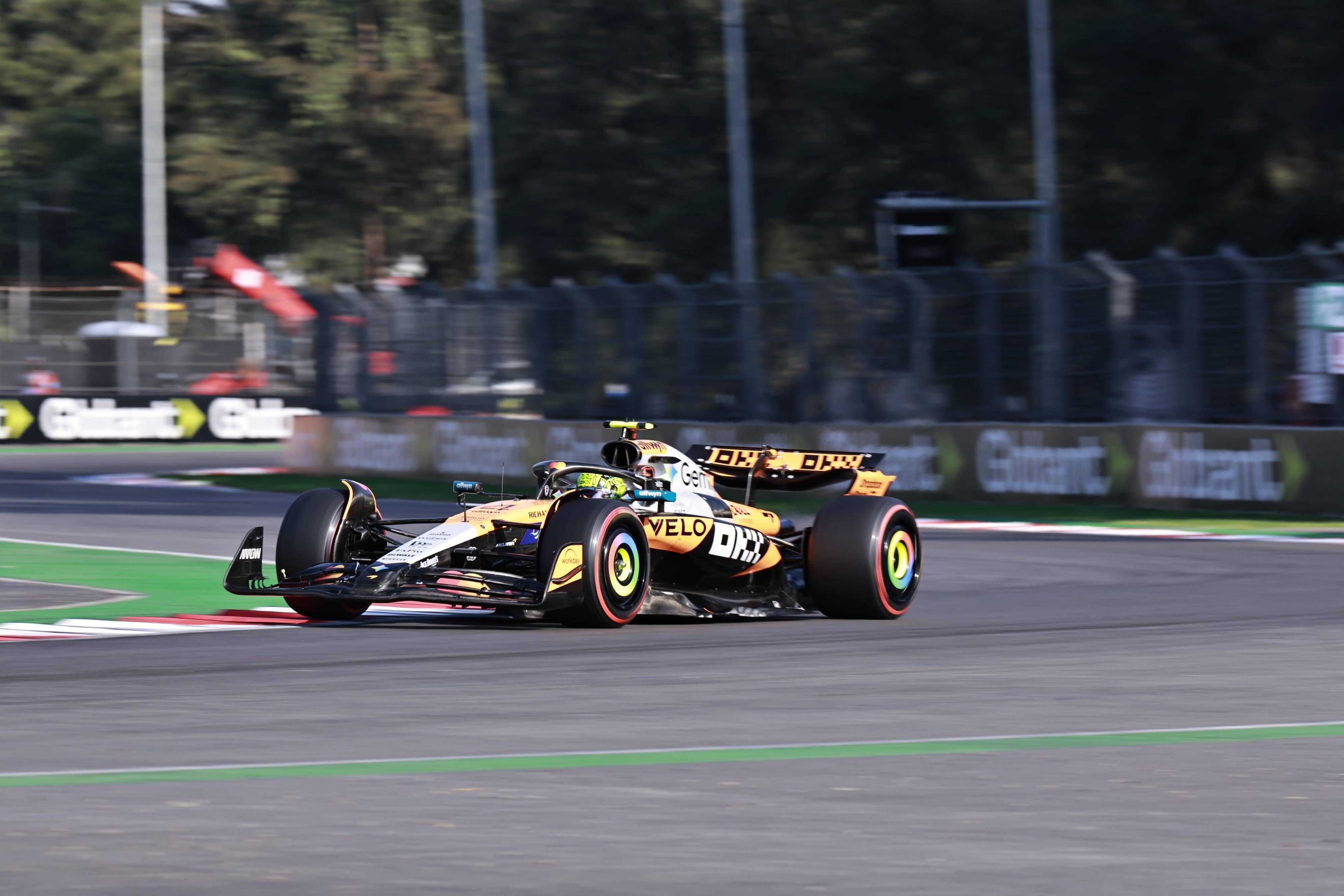 法拉利翻盘红牛二队,拉塞尔统治全场 法拉利翻盘红牛二队,拉塞尔统治全场