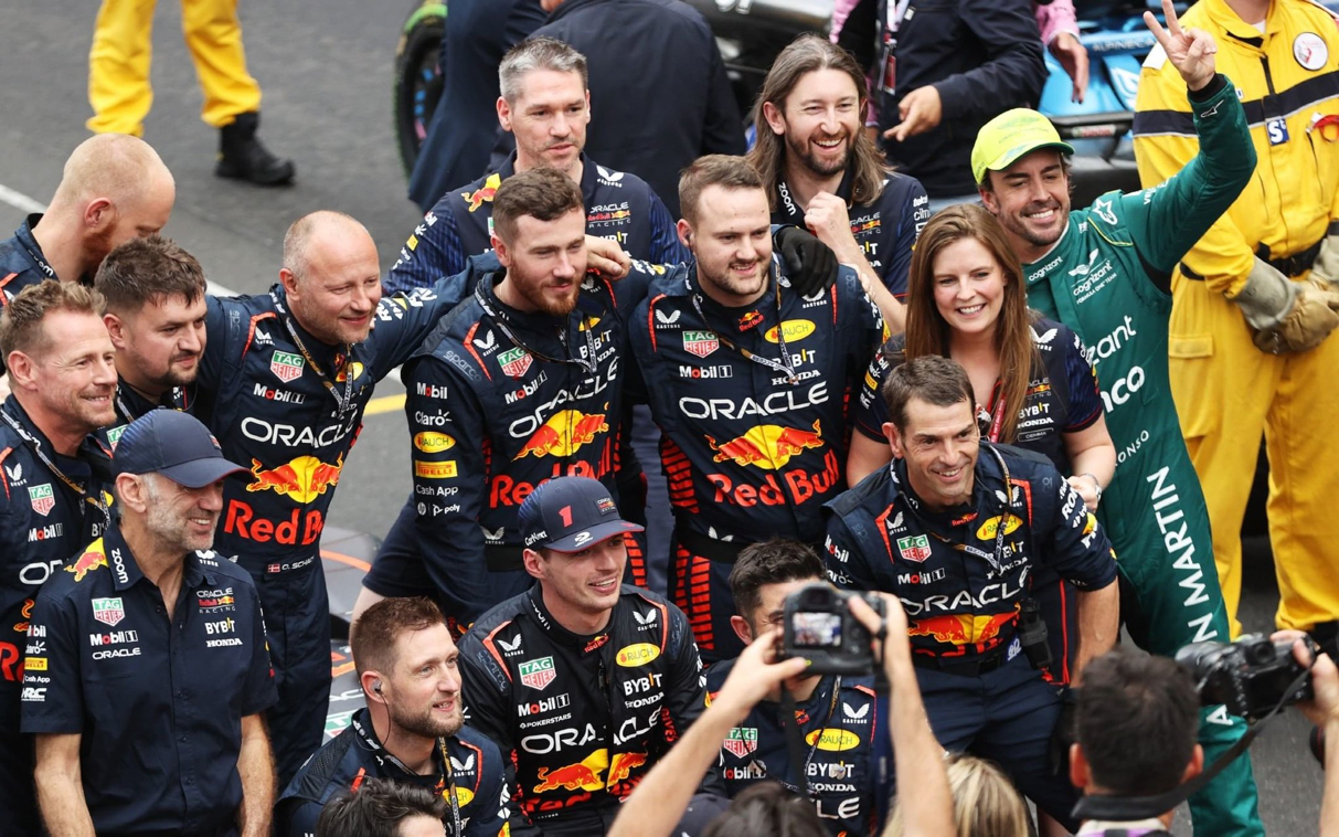 法拉利轻取红牛车队，阿隆索高光表现