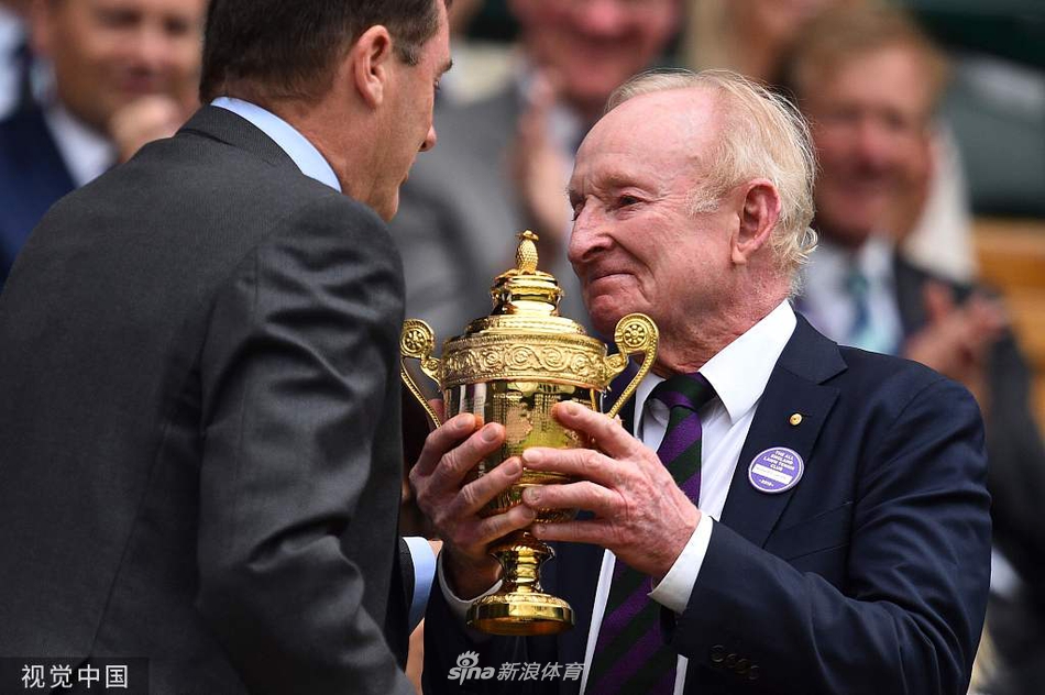 温网碾压拉沃尔杯,蒂姆扛起全队 温网碾压拉沃尔杯,蒂姆扛起全队