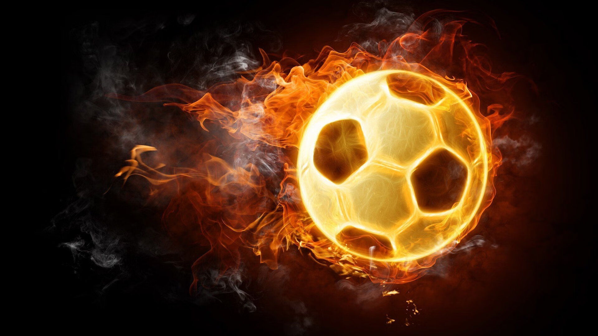 铁血蓝月终加冕！姆巴佩推射定江山，英超时代终迎新王